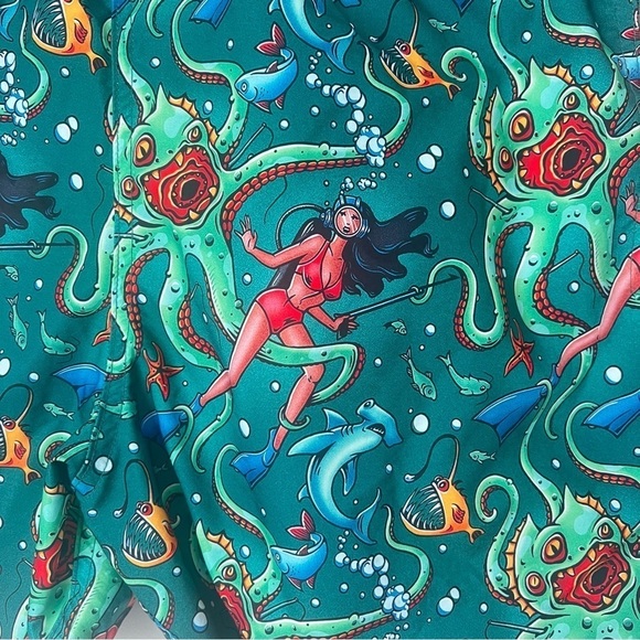 **SOLD** CULPRIT MENS SWIM TRUNKS: GET IT KRAKEN. SIZE LG 🔴 - Picture 12 of 13